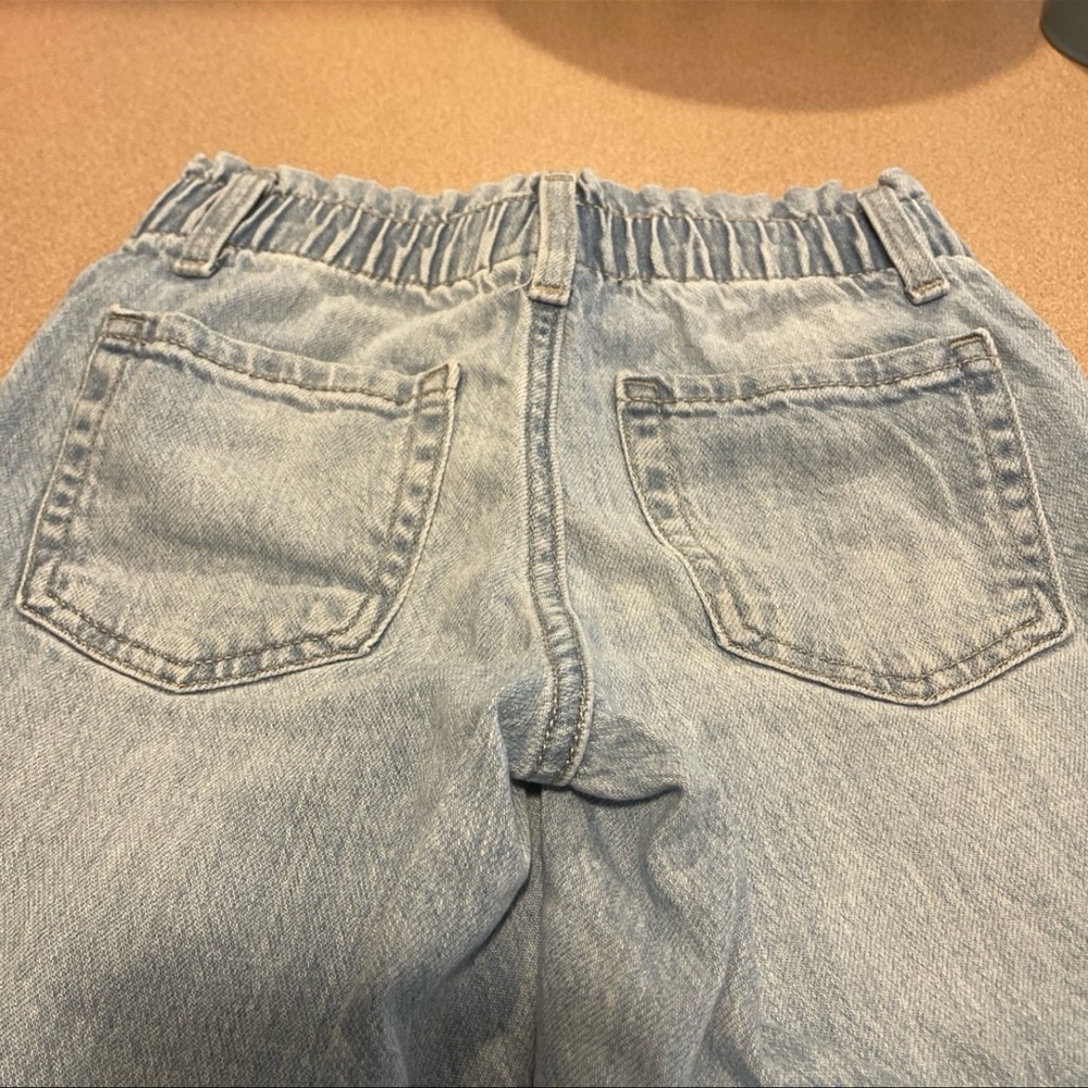 Cat and Jack size 7 girls jeans - Picture 3 of 4